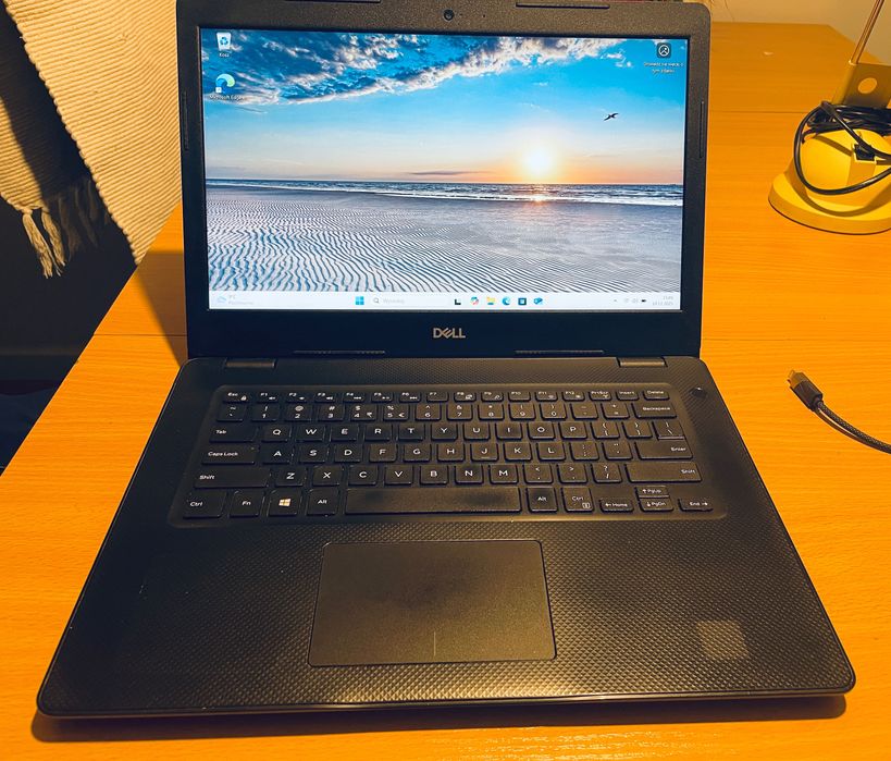 DELL Vostro 3490 i5-10210U 1.60GHz 8GB RAM 256 SSDR WIN11 PRO +GRATIS