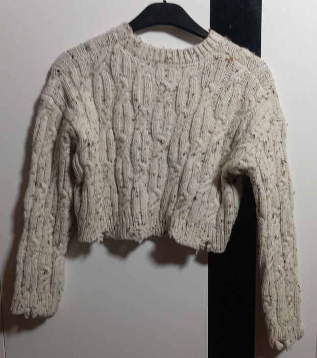 Укорочений светр Zara