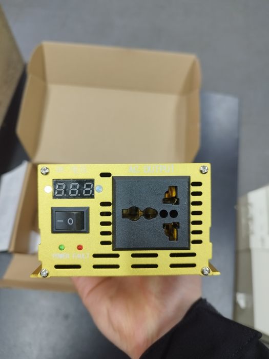 Інвертор чистий синус 12вольт