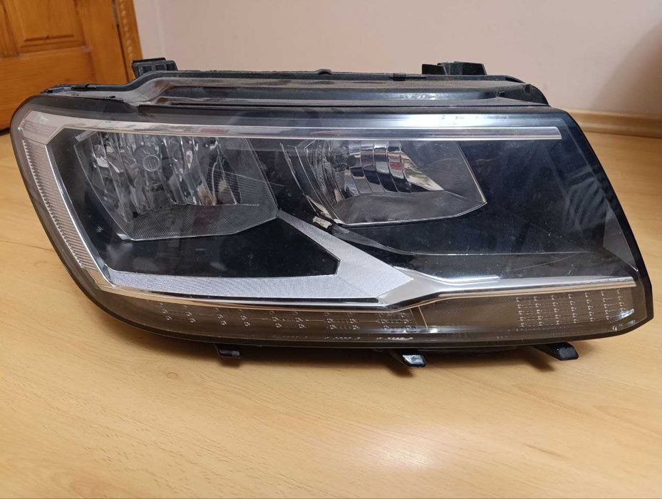 Фара тігуан 2 права