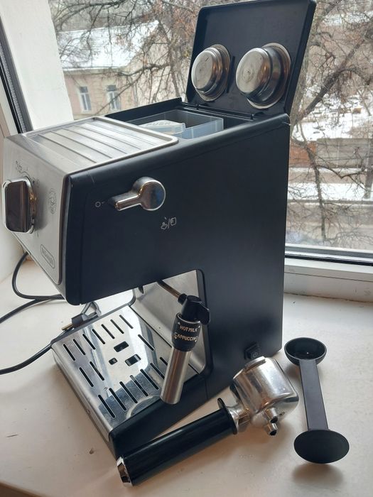 Кавоварка рожкова .Delonghi ECP 35.31