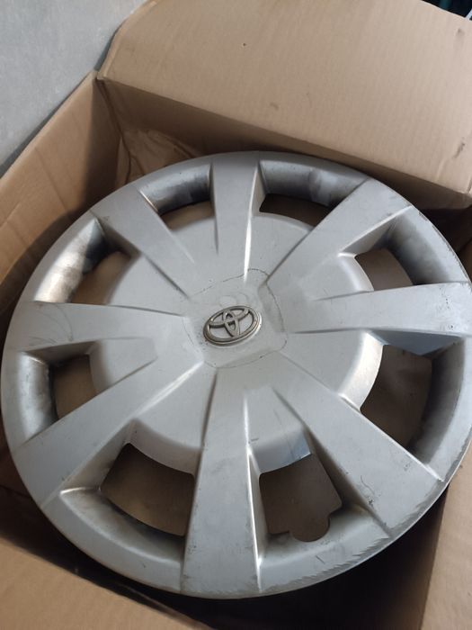 Oryginalne kołpaki Toyota Avensis 16 cali