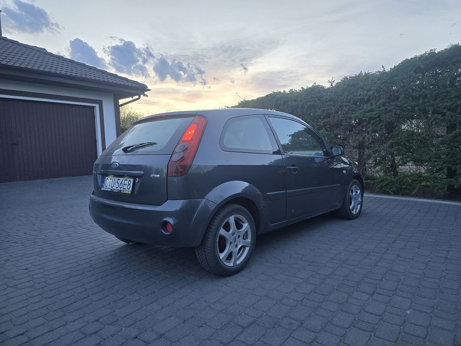 Ford fiesta 2008 rok  1.4 tdci