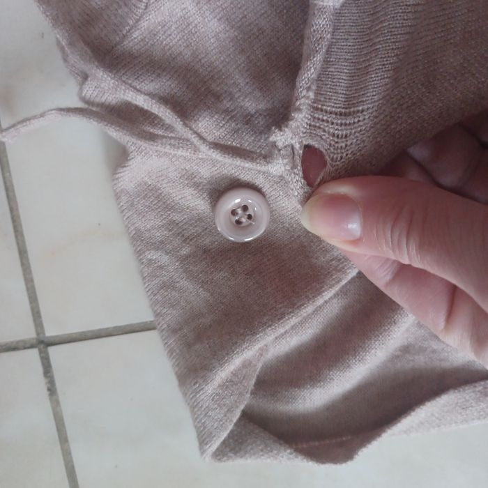 Sweter firmy APRICOT z frędzlami nowy M