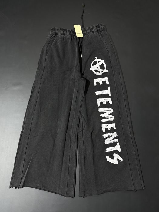 штаны Vetements anarchy Sweat Pants Acne Studios Jaded London