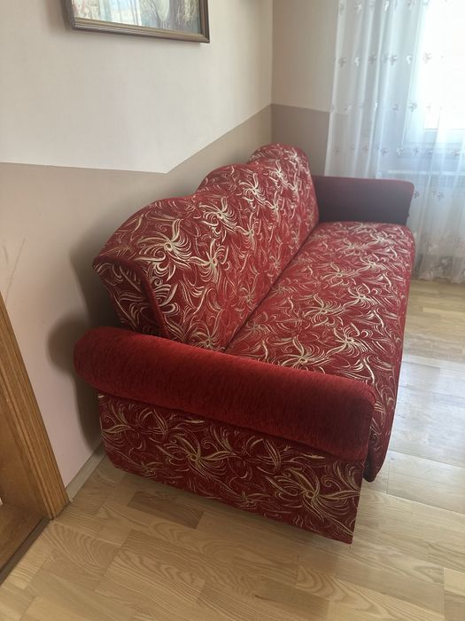 Продам диван книжка .