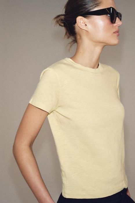Zara футболка коротка ( s/m)