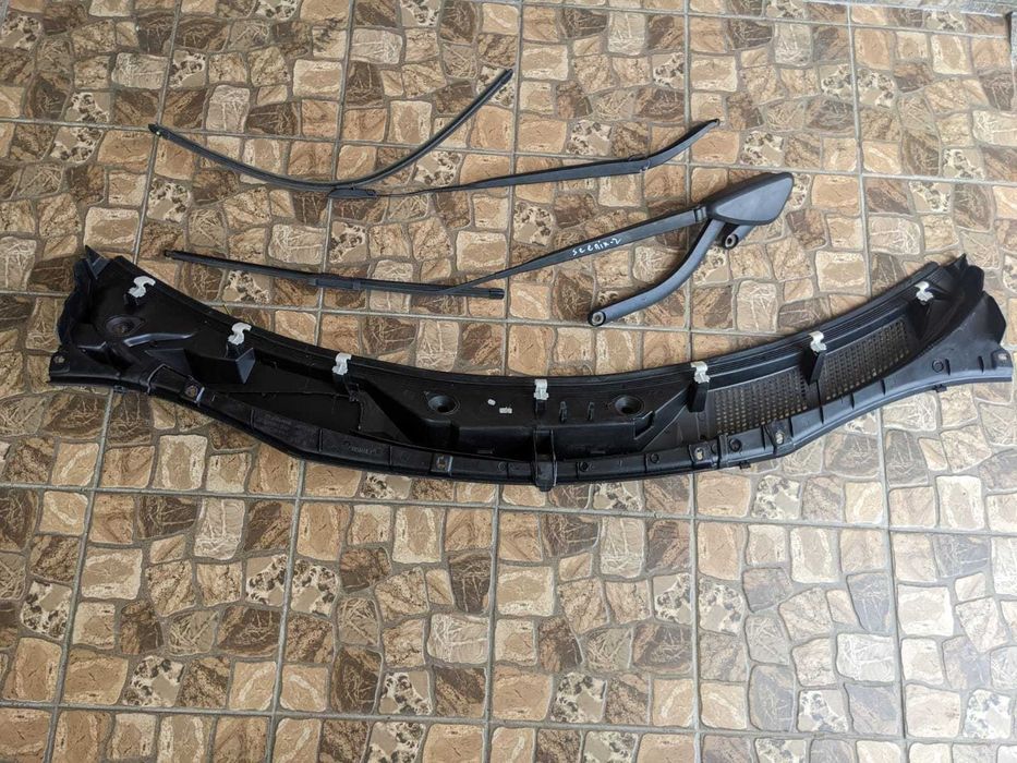 Продам склоочисників Сценік2