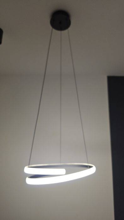Lampa sufitowa wisząca   LED 3 kolory