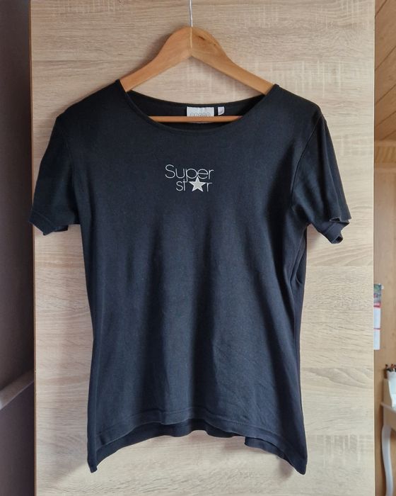 Koszulka t-shirt damski z nadrukiem C&A rozmiar M/L stan bardzo dobry