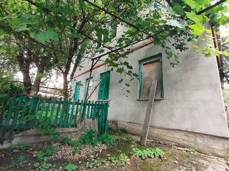 Продам будинок у селищі Коротич.