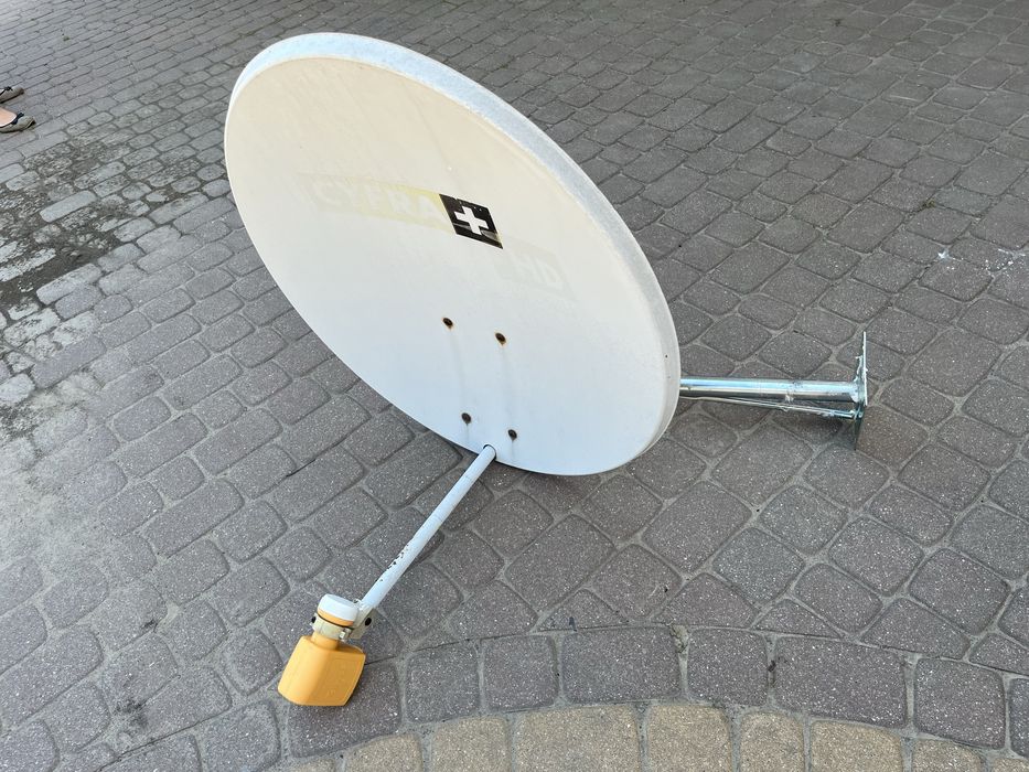 Antena Satelitarna, uchwyt, konwerter .
