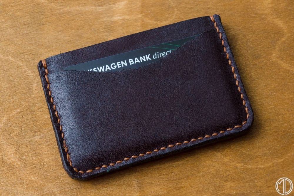 Ręcznie szyty ze skóry cardholder, portfel minimalistyczny - upcykling