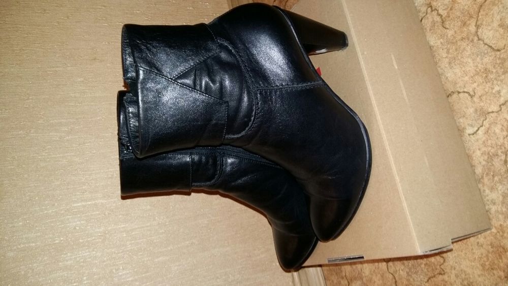 Продам ботинки зимние