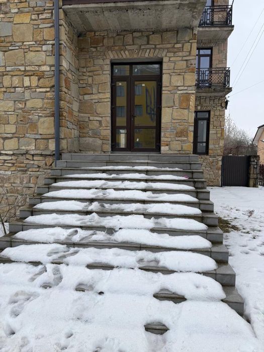 Продаж приміщення в новобудові. Самбір