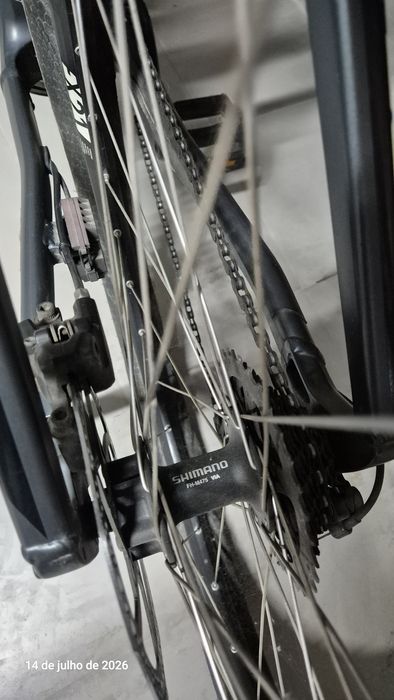 Bike CUBE assistência eletrica, como nova, pouco uso.