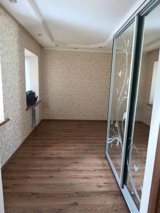 Продам будинок  калинова 244