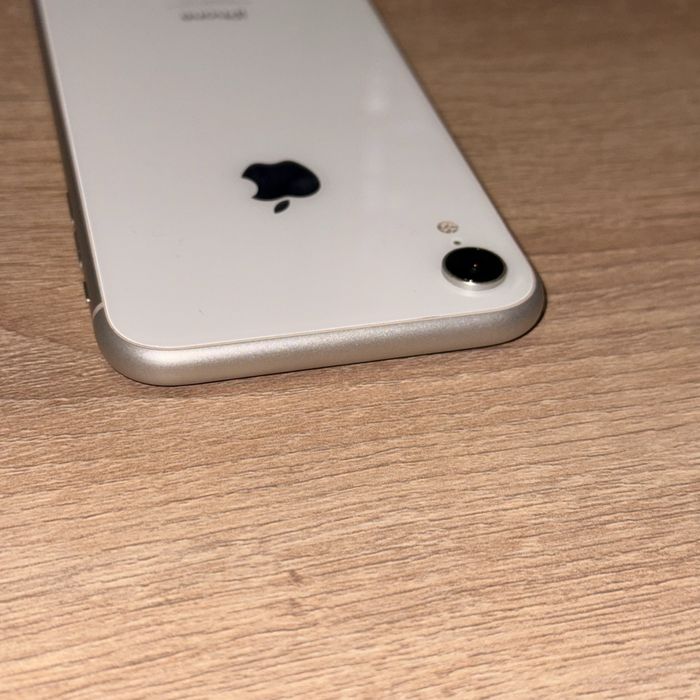 iPhone XR 64GB White Neverlock