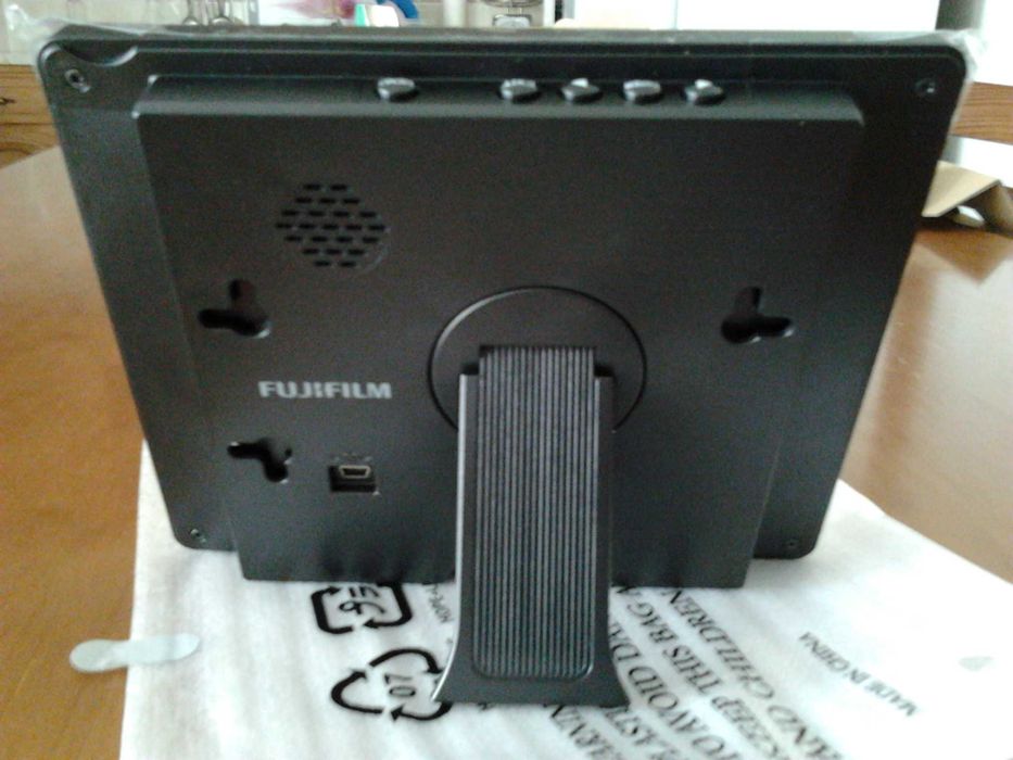 Moldura digital Fujifilm