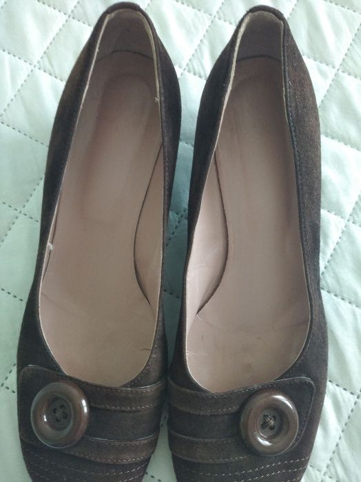 Zamszowe brązowe czółenka damskie niski obcas retro vintage r 40