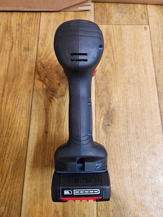 Wkrętarka aku BOSCH GSR18V-55 / 2x 4.0 Ah 2021 rok