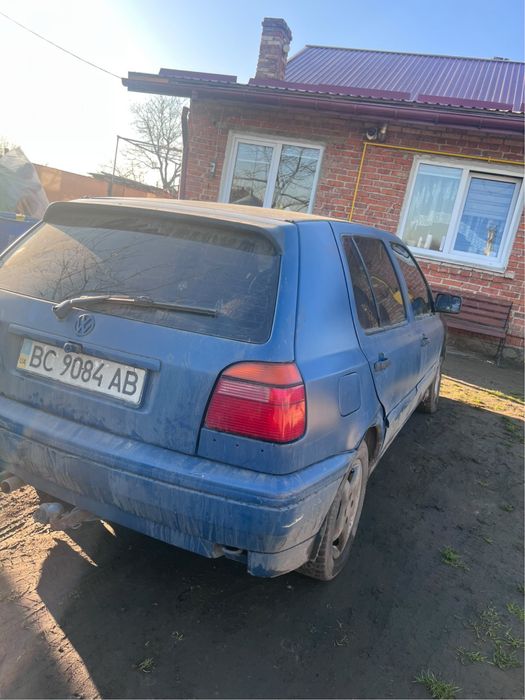 Продам гольф 3 в нормально у стані