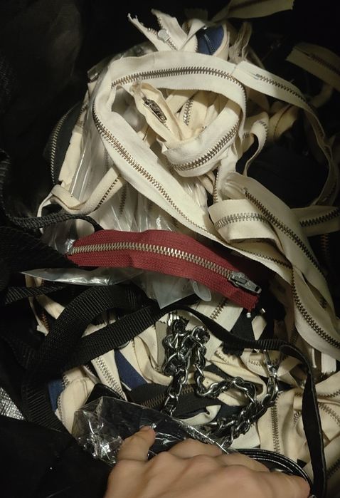 Vários materiais de costura e artesanato , em conjunto ou separado