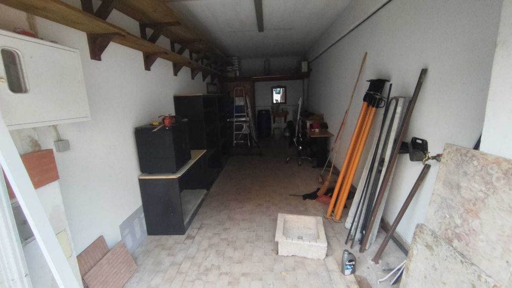 GARAGEM BOX MASSAMA, Rua da milharada,arrenda-se