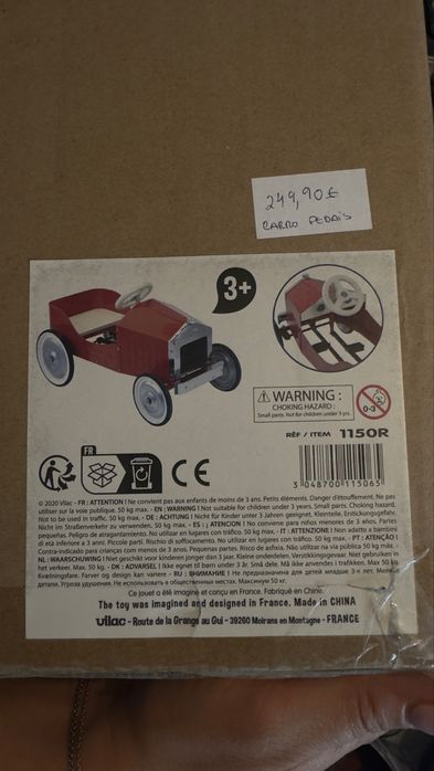 Carro a pedais da Vilac novo na caixa.