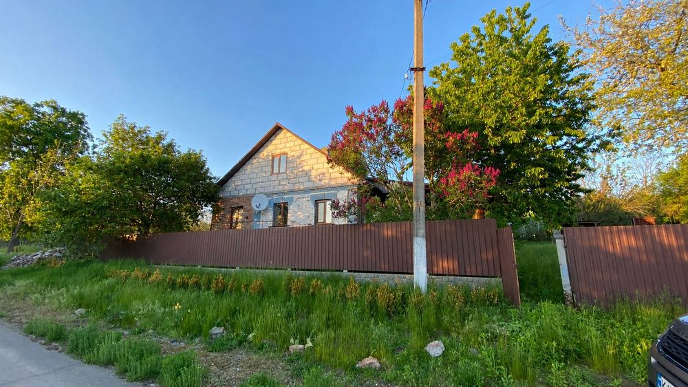 Продається будинок с.Кочубіївка 70м². Нова криша, вікна, двері. Ремонт завершено на 90%