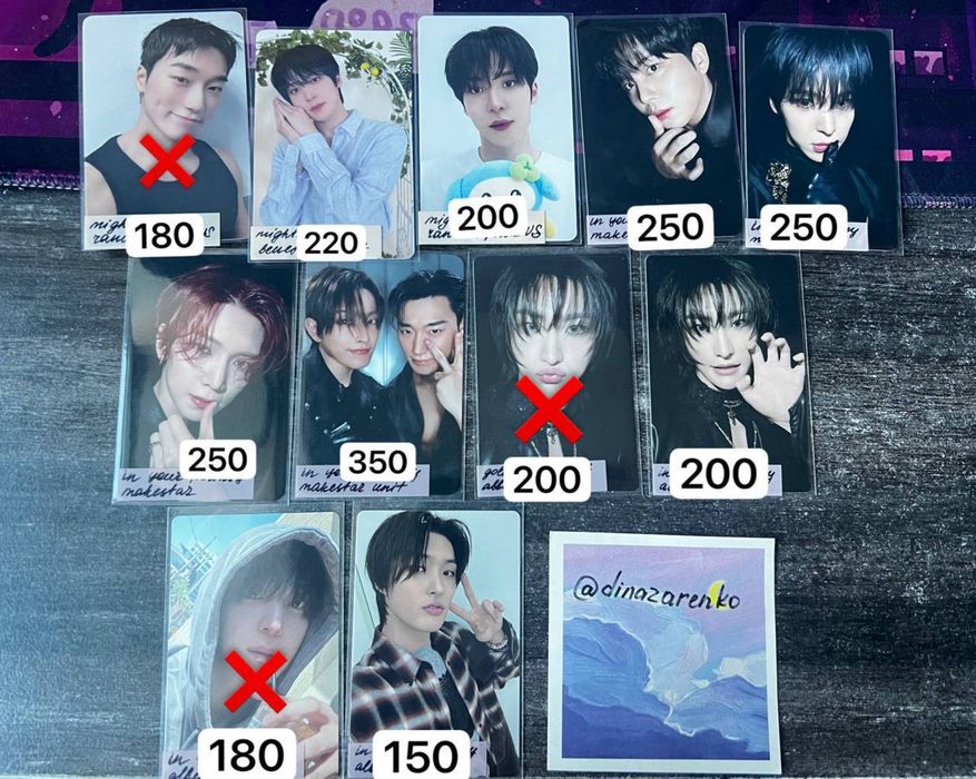 ATEEZ колекційні картки