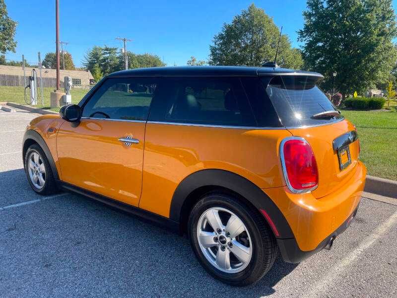 2017 MINI Cooper Hardtop 2 Door