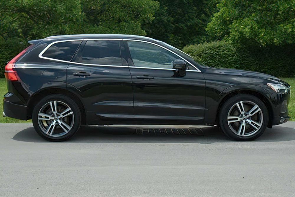 Volvo XC60 T6 Momentum      2019