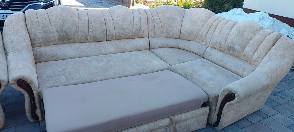 Кутовий диван з кріслом