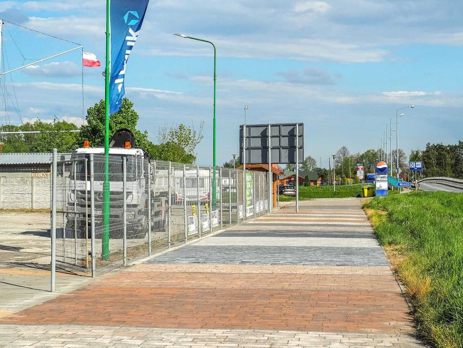 Sprzedaż kostki brukowej, ogrodzeń betonowych oraz materiałów sypkich