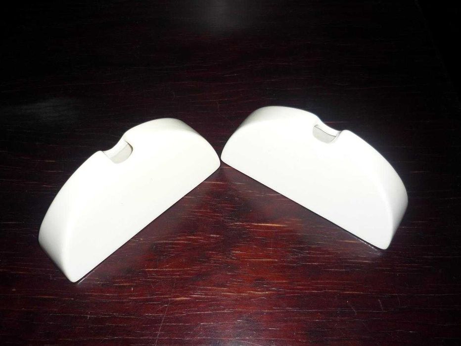 Par de jarras em loiça branca