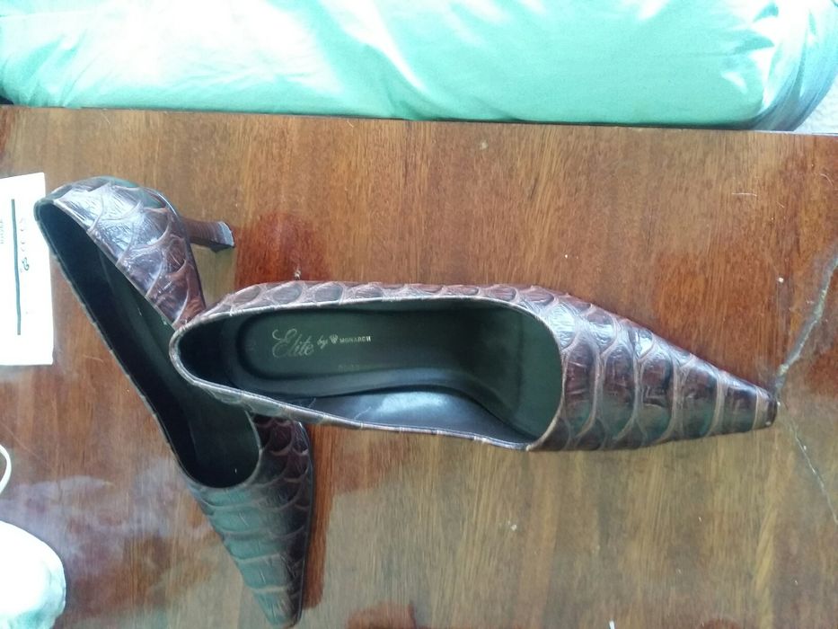 Туфли кожаные коричневые