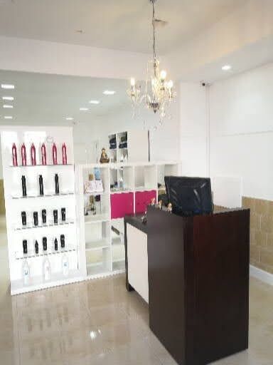 Mobiliário de cabeleireiro usado em bom estado