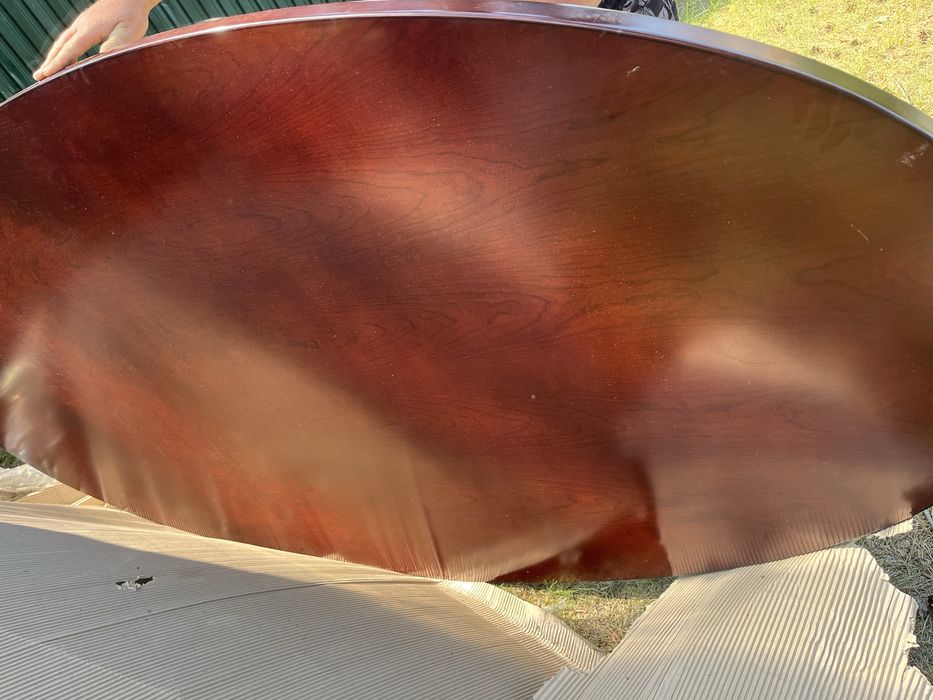 Стол для переговоров