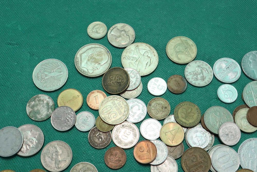 DUŻY zestaw monet zagranicznych i kilka polskich