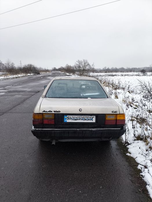 Продам Audi 100 C3 2.2