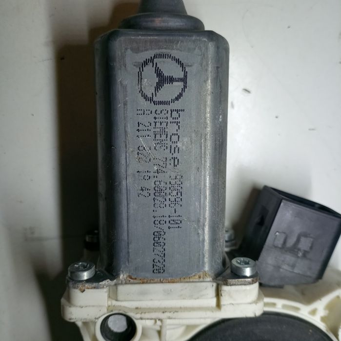 Motor e elevador de vidro frente esquerdo - MERCEDES-BENZ E-CLASS (W211) | 02 - 09
