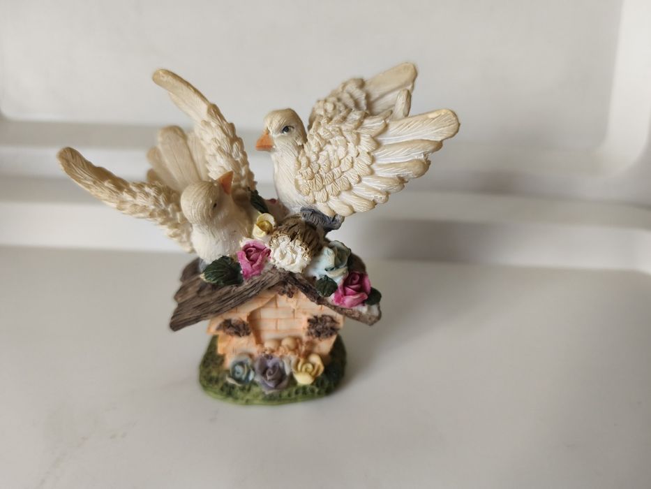Статуэтка "Голуби"