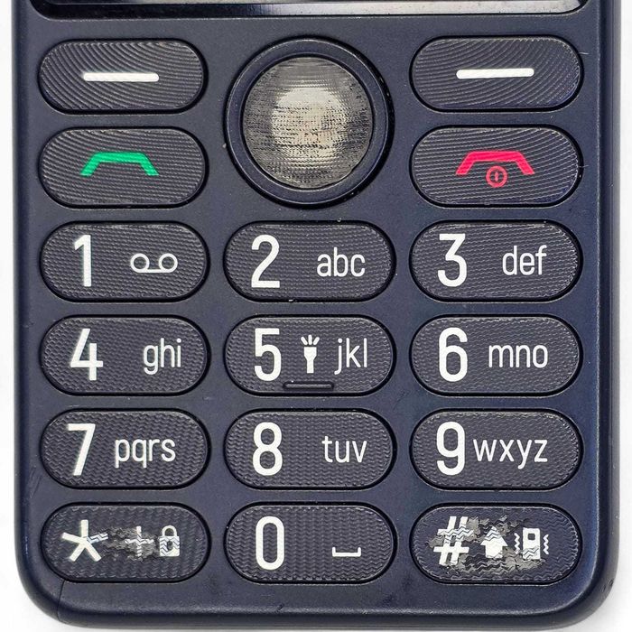 Telemóvel TCL OneTouch Dual SIM com Botão SOS – A Funcionar