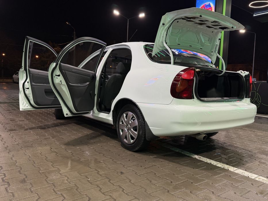 Продам Ланос на автомате 16г