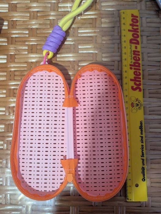 Новые чехлы для очков