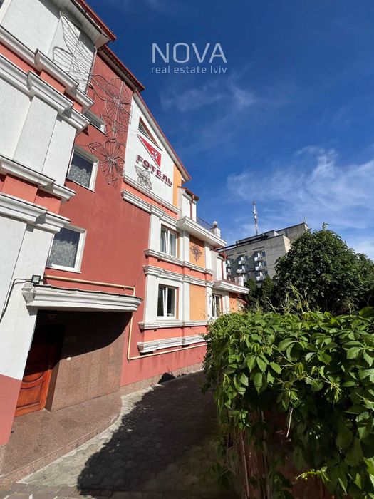 Продаж бізнесу у центрі Трускавця : готель, кафе, приміщення, ділянка