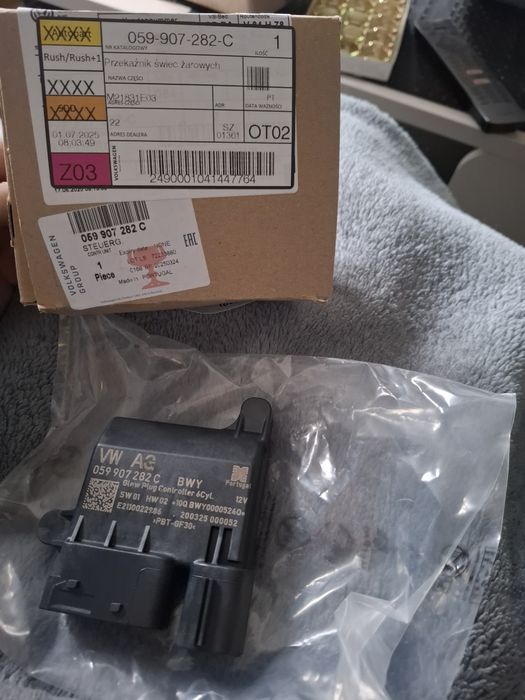 Świece żarowe 059.907.282.C