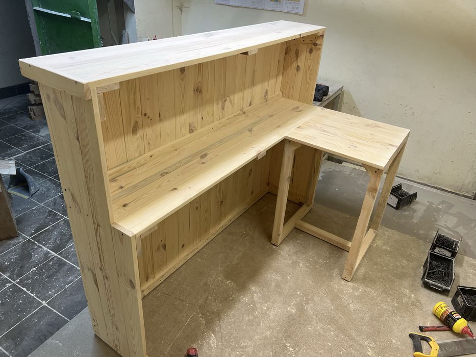 Барная стойка / ресепшн /стол из дерева в стиле лофт