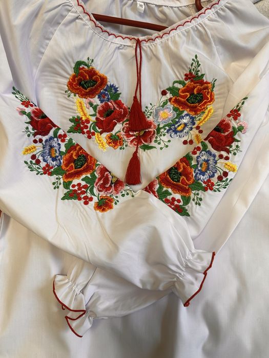 Вишиванка 146, підліток, дівчини